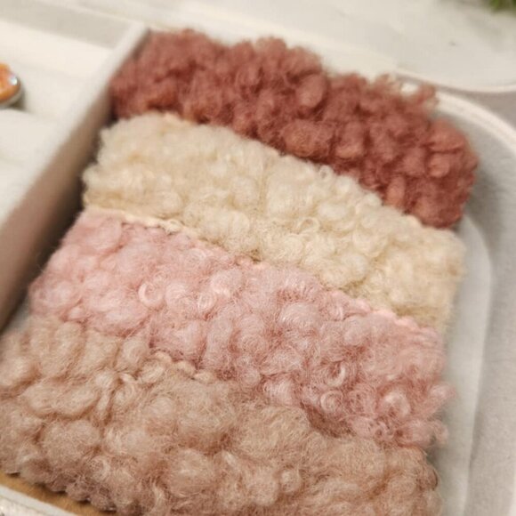 Earring and Hair Clip Bundle - Picture 6 of 8